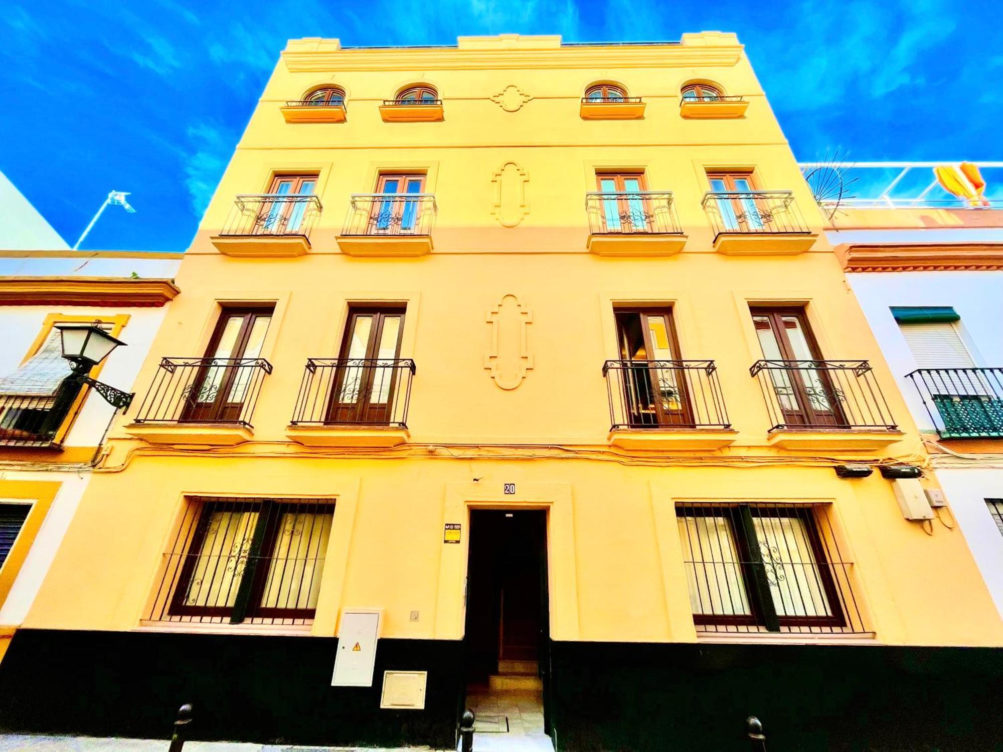 Click Triana - Patio Privado Apartamento Sevilha Exterior foto